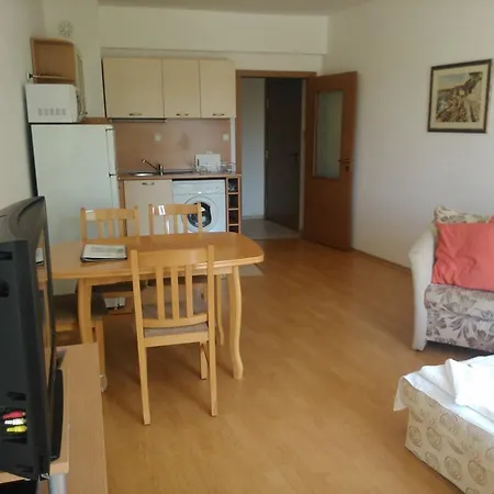 Yassen Apartment Nessebar